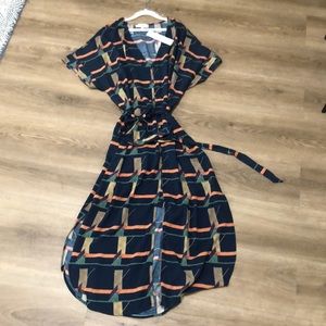 Vintage print shift dress with waist tie.